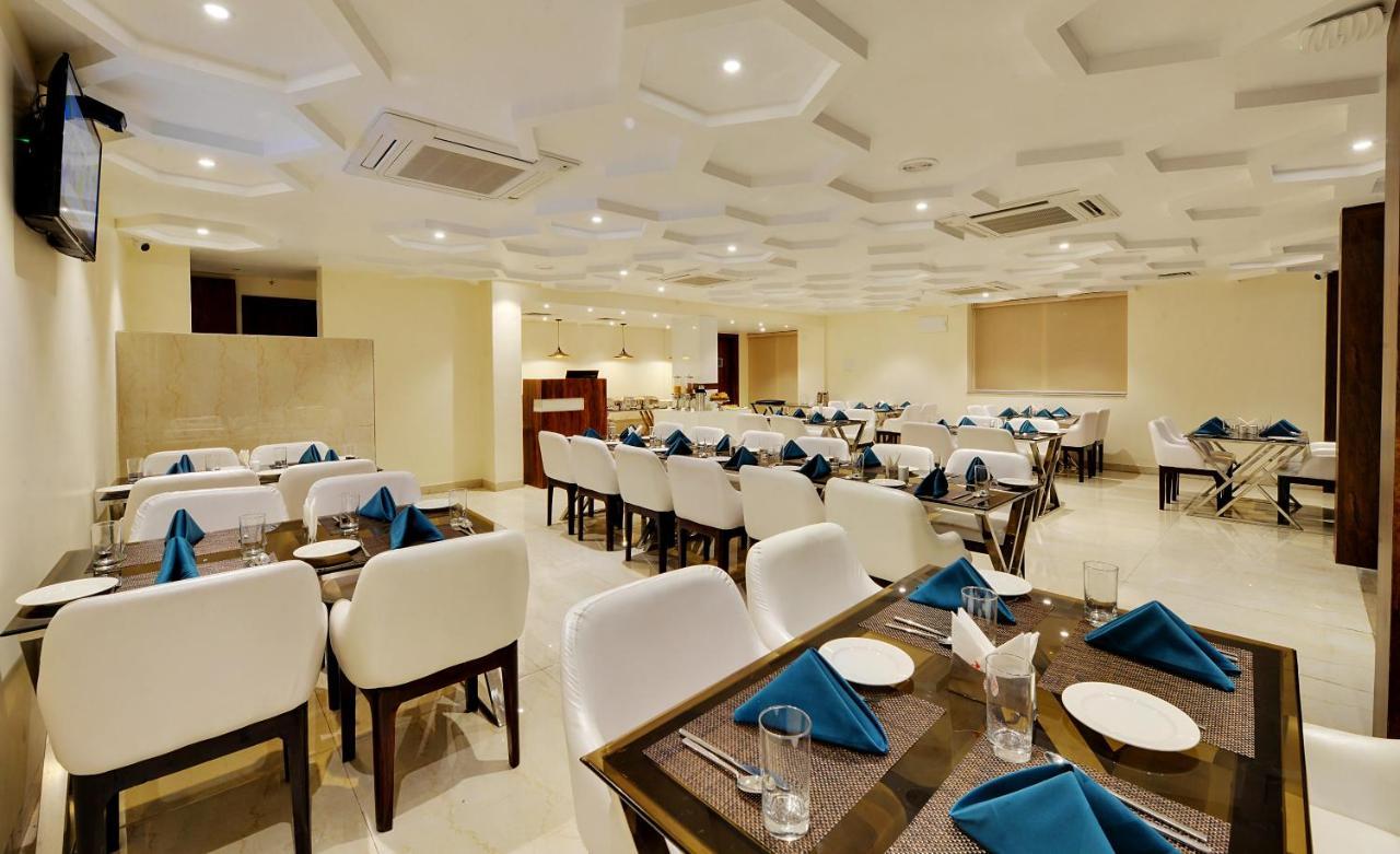 Mastiff Select Gulbarga Hotel กุลบาร์กา ภายนอก รูปภาพ