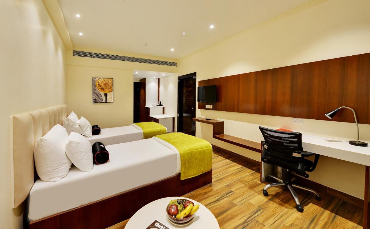 Mastiff Select Gulbarga Hotel กุลบาร์กา ภายนอก รูปภาพ