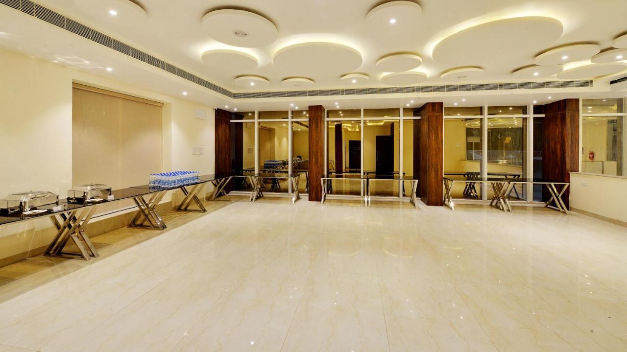 Mastiff Select Gulbarga Hotel กุลบาร์กา ภายนอก รูปภาพ