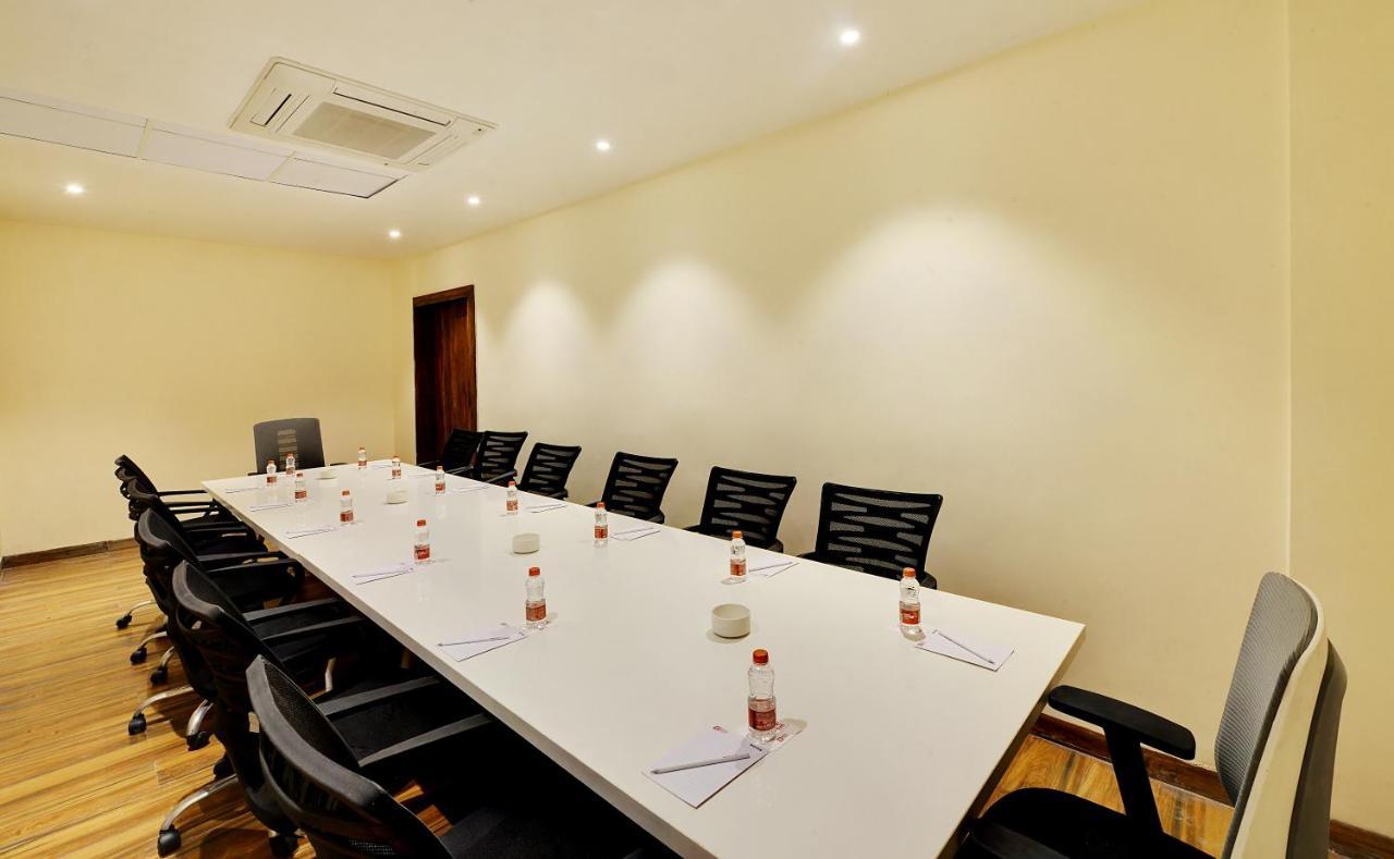 Mastiff Select Gulbarga Hotel กุลบาร์กา ภายนอก รูปภาพ