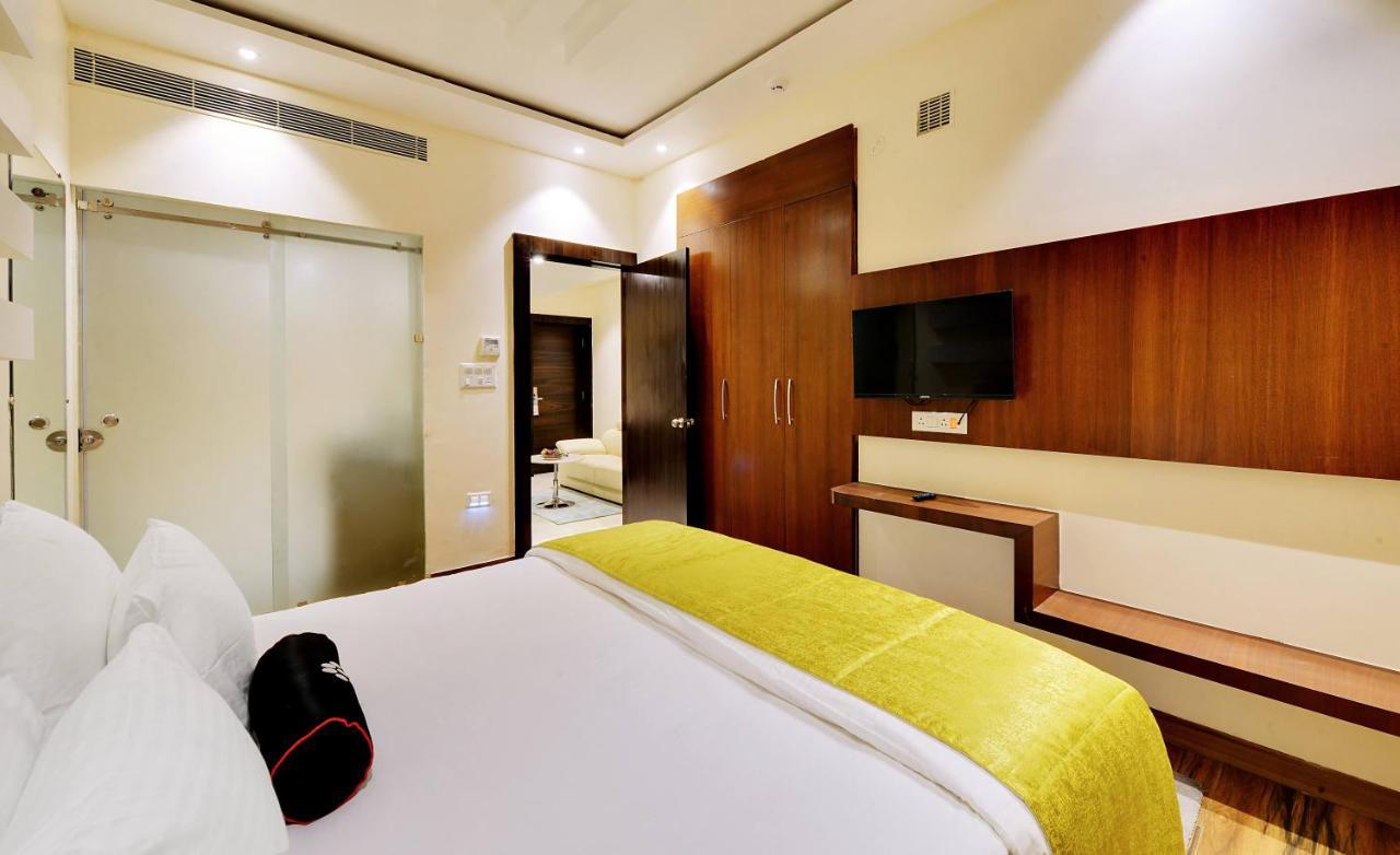 Mastiff Select Gulbarga Hotel กุลบาร์กา ภายนอก รูปภาพ